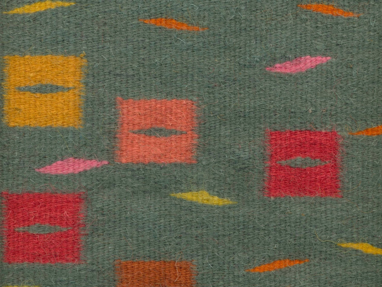 Handwoven Confetti Rug_Mani Home decor_close up