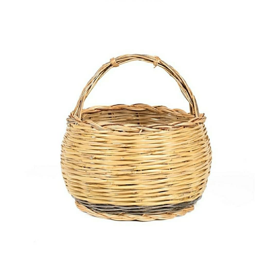 Farmer Round Wicker Basket_Mani Home decor_front side