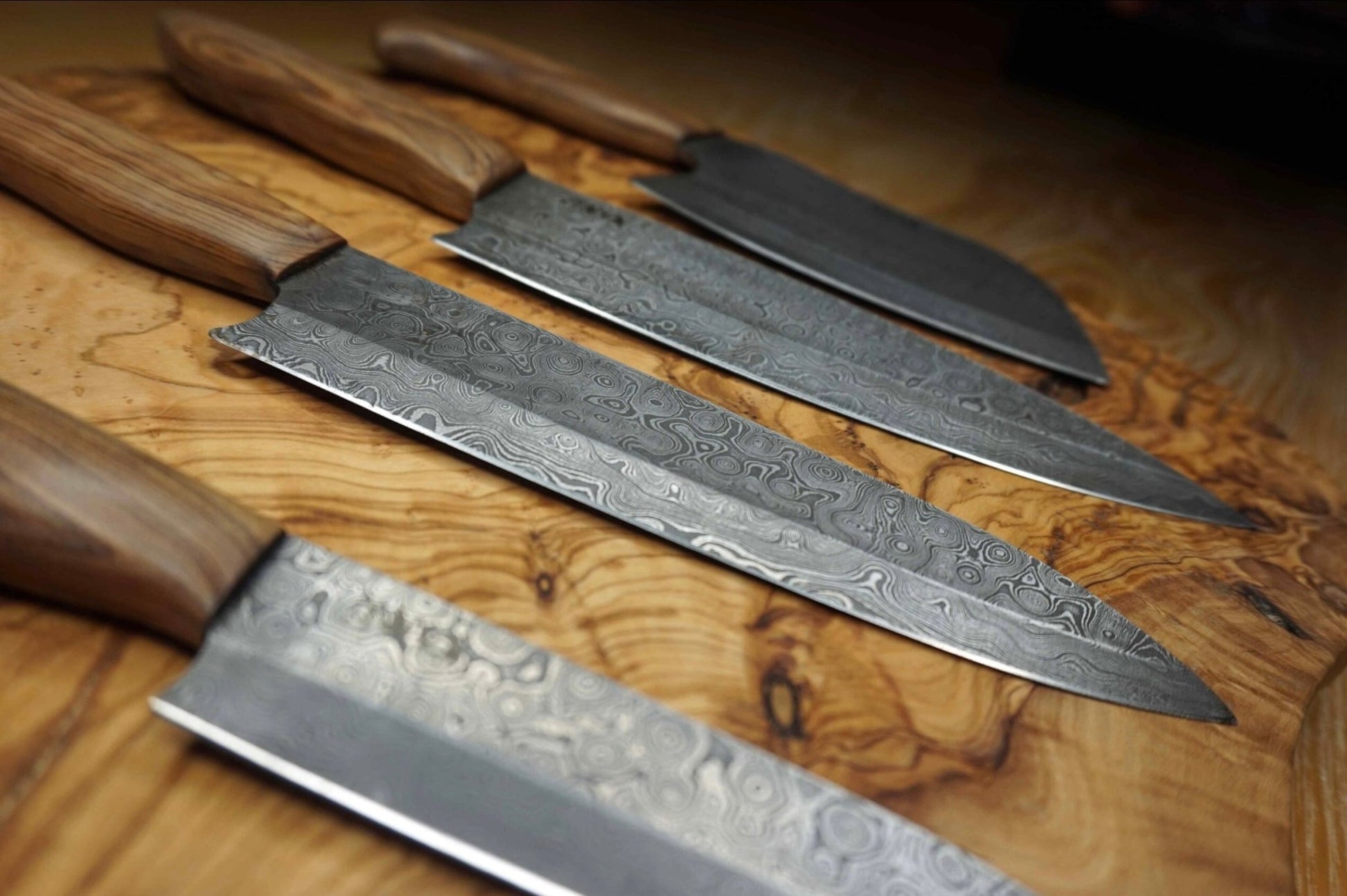 Professional Chef knife set of 4-Mani Home decor_close up